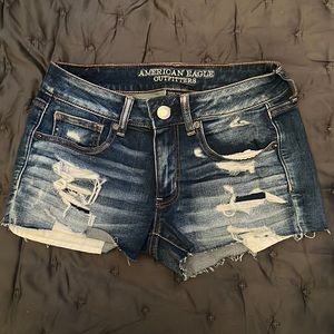 American Eagle Distressed Shortie Shorts Size 6